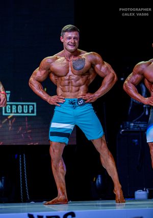 MEN‘S PHYSIQUE 174